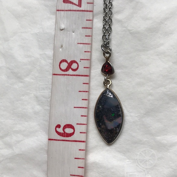 Fire opal in hematite with garnet pendant choker - Picture 10 of 11